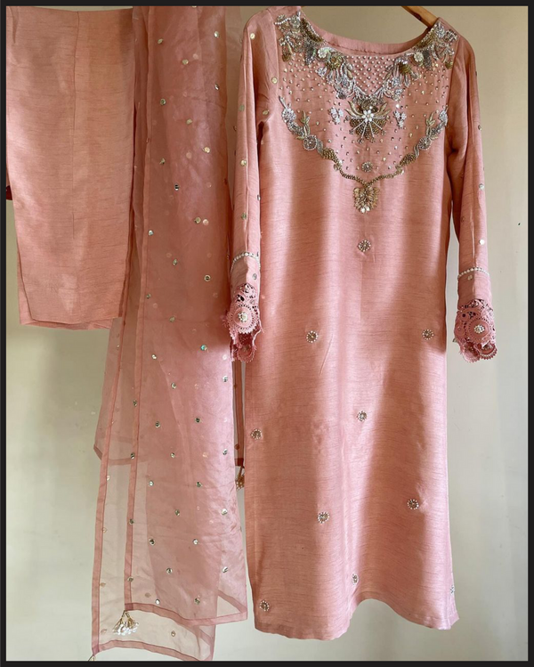 CHAAYE PINK