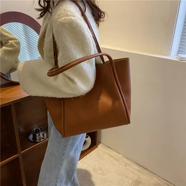 Textured Shouder Bag
