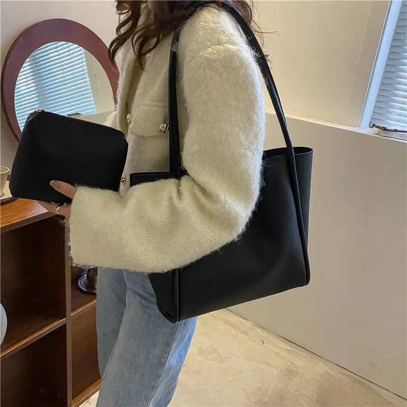 Textured Shouder Bag